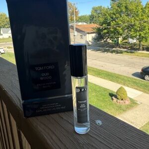 Tom Ford Oud Wood samples size 10ML
